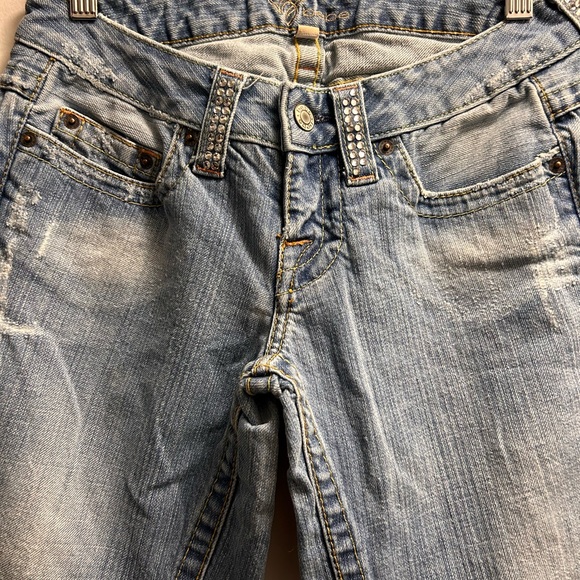 “BEBE” LIGHT BLUE JEANS/SIZE 26US TALL/RHINESTONE LOGO BACK AND FRONT/DISTRESSED - Picture 4 of 13